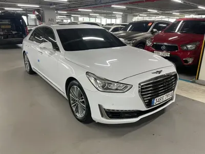 Genesis EQ900 · 2018 год