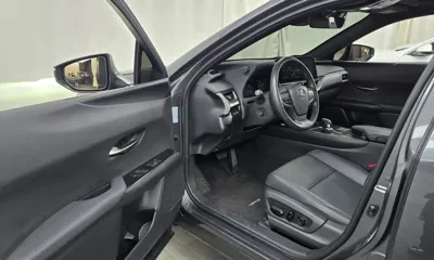 Lexus UX 2025, 27977 км, за 28939.54 USD - фото 10