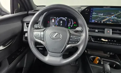Lexus UX 2025, 27977 км, за 28939.54 USD - фото 13