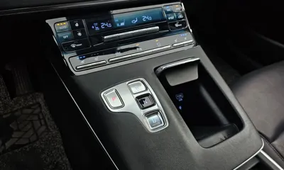 Hyundai Grandeur 2022, 111471 км, за 13355.06 USD - фото 9