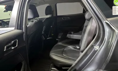 Kia Sportage 2022, 99497 км, за 13071.46 USD - фото 11