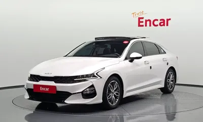 Kia K5 · 2023 год