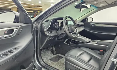 Hyundai Grandeur 2022, 88761 км, за 15302.46 USD - фото 10