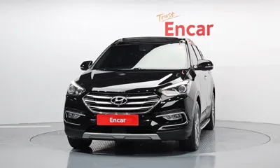 Hyundai Santafe 2017, 126792 км, за 8807.94 USD