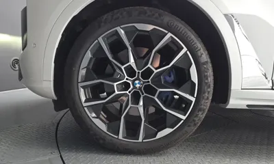 BMW X7 2025, 11819 км, за 92244.65 USD