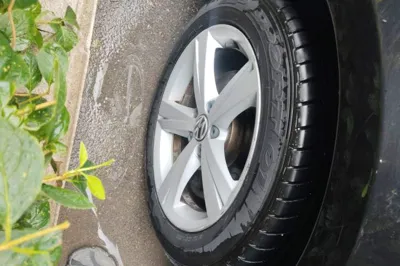 Volkswagen Passat 2014, 40400 км, за 7956 USD