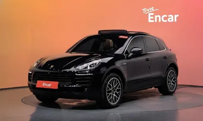 Porsche Macan · 2017 год