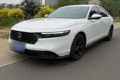 Honda Accord · 2025 год