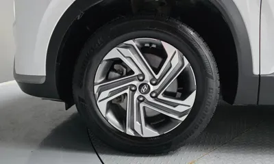 Hyundai Santafe 2023, 12942 км, за 15758.28 USD
