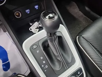 Hyundai Venue 2020, 78463 км, за 9181.66 USD - фото 8
