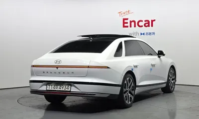 Hyundai Grandeur 2023, 40934 км, за 23127.05 USD