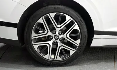 Hyundai Grandeur 2023, 40934 км, за 23127.05 USD