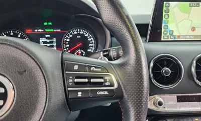 Kia Stinger 2019, 99109 км, за 12406.46 USD - фото 18
