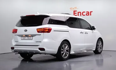 Kia Canival 2019, 89214 км, за 12286.29 USD