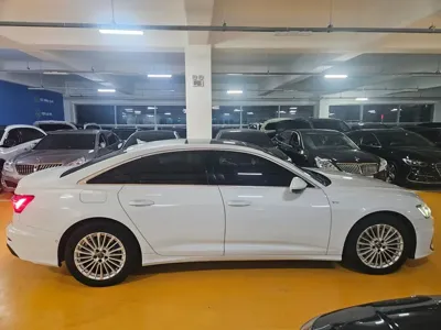Audi A6 2020, 70411 км, за 21185.41 USD