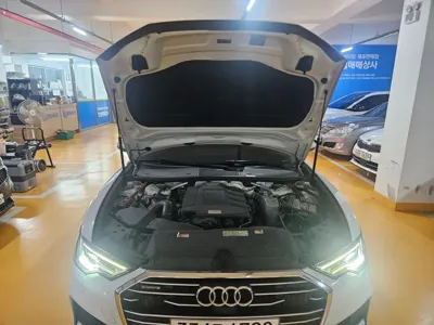 Audi A6 2020, 70411 км, за 21185.41 USD - фото 6