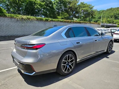 BMW 7-Series 2024, 20138 км, за 76112.48 USD