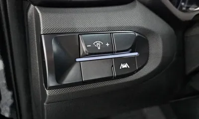Hyundai Veloster 2022, 48000 км, за 15536.63 USD - фото 19
