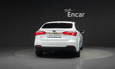 Kia K3 2015, 100881 км, за 4293.52 USD
