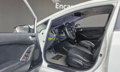 Kia K3 2015, 100881 км, за 4293.52 USD - фото 11