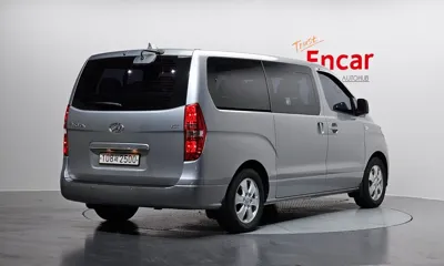 Hyundai Starex 2019, 119781 км, за 8919.72 USD
