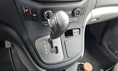 Hyundai Starex 2019, 119781 км, за 8919.72 USD - фото 9