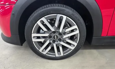 MINI Cooper 2025, 4300 км, за 18851.97 USD