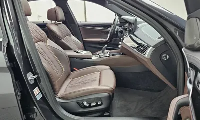 BMW 5-Series 2022, 59761 км, за 26644.97 USD - фото 11