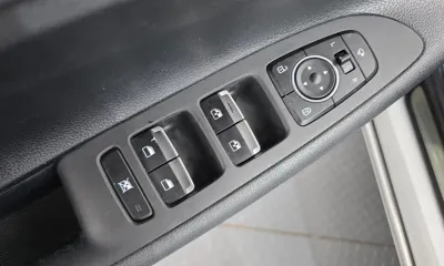 Hyundai Grandeur 2019, 112846 км, за 8796.11 USD - фото 12