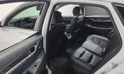 Hyundai Grandeur 2019, 112846 км, за 8796.11 USD - фото 17