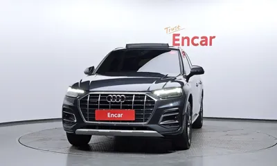 Audi Q5 2022, 55648 км, за 24834.42 USD