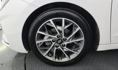 Hyundai Avante 2020, 79939 км, за 10108.97 USD