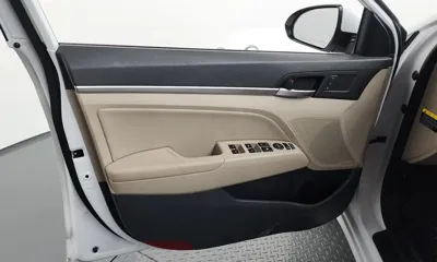 Hyundai Avante 2020, 79939 км, за 10108.97 USD - фото 24