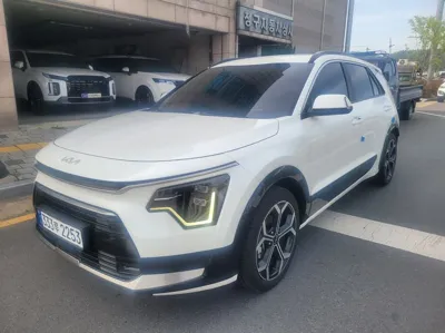 Kia Niro 2022, 78000 км, за 15393.2 USD