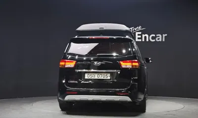 Kia Canival 2016, 159147 км, за 6514.66 USD