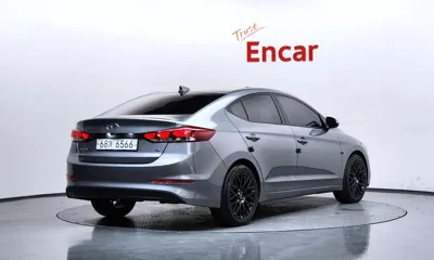 Hyundai Avante 2018, 17954 км, за 8534.21 USD