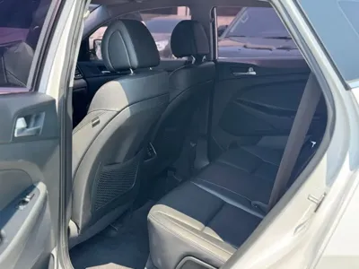 Hyundai Tucson 2017, 134110 км, за 7361.57 USD - фото 18