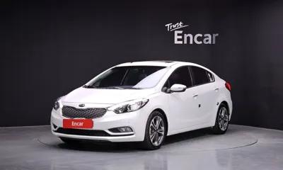 Kia K3 · 2013 год