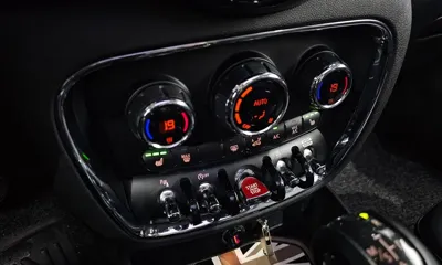 MINI Clubman 2019, 70291 км, за 10824.47 USD - фото 15