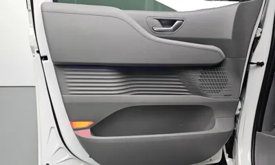 Hyundai Staria 2025, 7963 км, за 32985.22 USD - фото 24