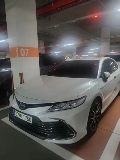 Toyota Camry · 2024 год