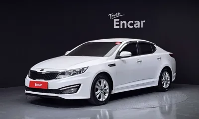Kia K5 · 2013 год