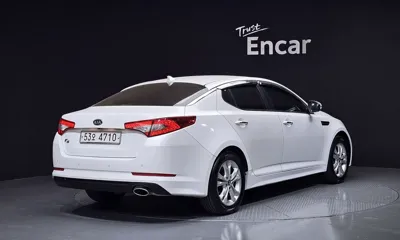 Kia K5 2013, 187313 км, за 3172.93 USD