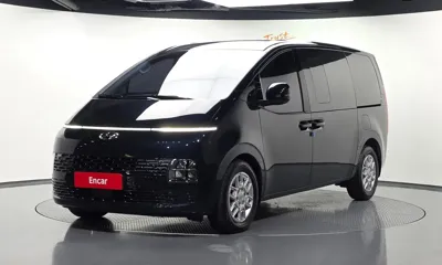 Hyundai Staria · 2022 год