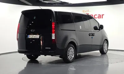 Hyundai Staria 2022, 143111 км, за 11661.24 USD