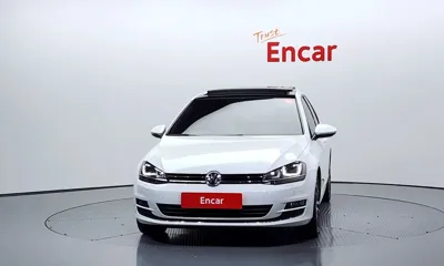 Volkswagen Golf 2014, 172777 км, за 4532.32 USD