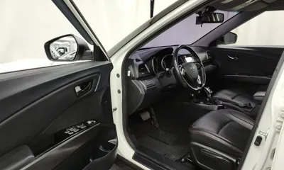KG_Mobility_Ssangyong TIBOLI 2019, 72604 км, за 6498.62 USD - фото 10