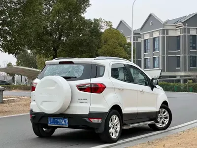 Ford EcoSport 2014, 117000 км, за 1576.99 USD