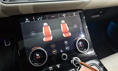 Land Rover Range Rover Velar 2018, 109119 км, за 18818.77 USD - фото 17