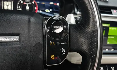 Land Rover Range Rover Velar 2018, 109119 км, за 18818.77 USD - фото 32